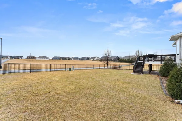 $469,000 | 1425 Parkview Lane, Davenport, IA 52807