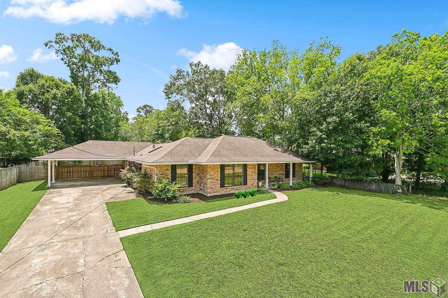 10086 Oliphant Road Baton Rouge, LA 70809 - Photo 2 of 15