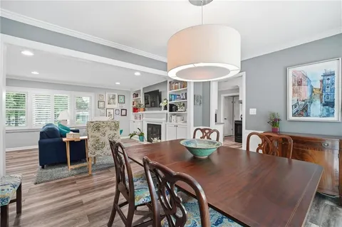 $425,000 | 1216 West 97th Street, Kansas City, MO 64114