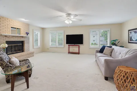 $305,000 | 5647 Southwest Hawick Lane, Topeka, KS 66614