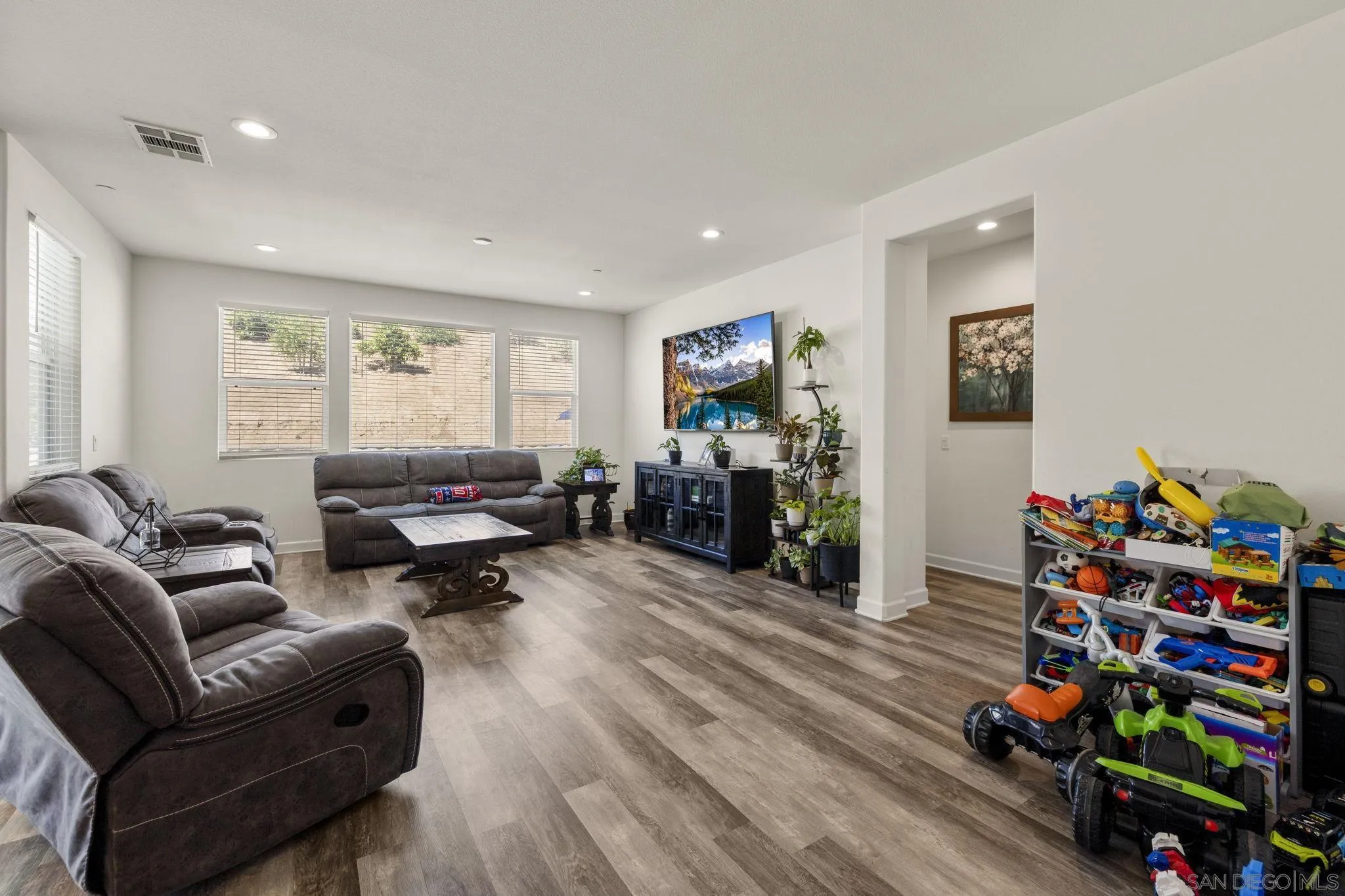 3029 Vía De Todos Santos Fallbrook, CA 92028 - Photo 18 of 63