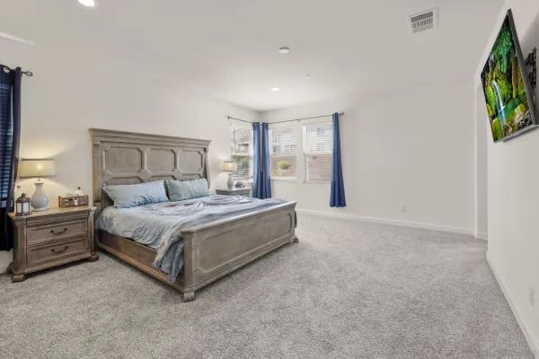 $1,085,000 | 3029 VÃa De Todos Santos, Fallbrook, CA 92028