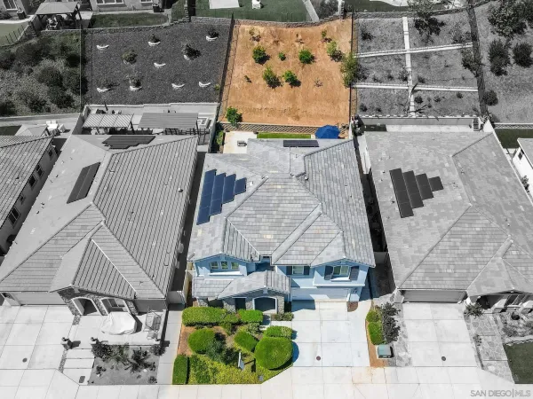 $1,085,000 | 3029 VÃa De Todos Santos, Fallbrook, CA 92028