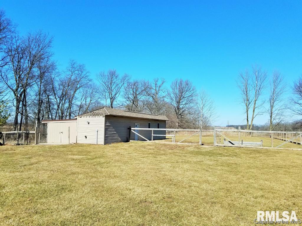 229 Knox Road Rio, IL 61472 - Photo 34 of 36 Gallery Image 34