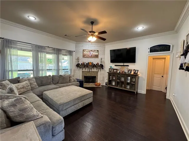 $2,600 | 1933 Bryce Drive, Covington, LA 70435