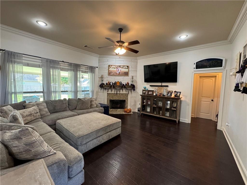 1933 Bryce Drive Covington, LA 70435 - Photo 4 of 14