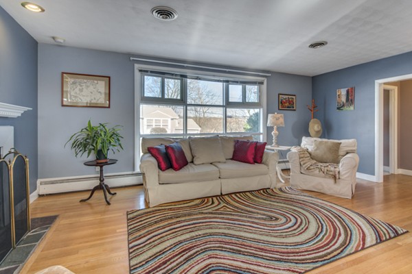 20 Ripley Road Medford, MA 02155 - Photo 7 of 30 Gallery Image 7