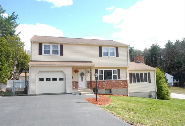 $725,000 | 9 Rice Road, Maynard, MA 01754