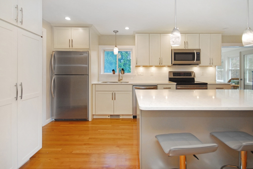 9 Rice Road Maynard, MA 01754 - Photo 9 of 37