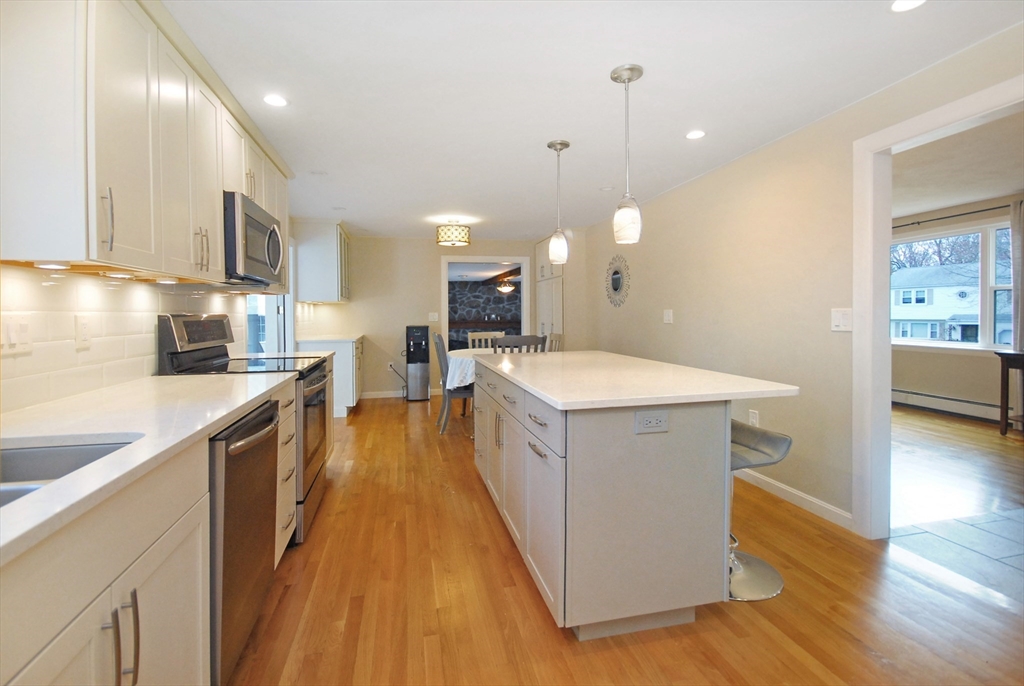 9 Rice Road Maynard, MA 01754 - Photo 10 of 37