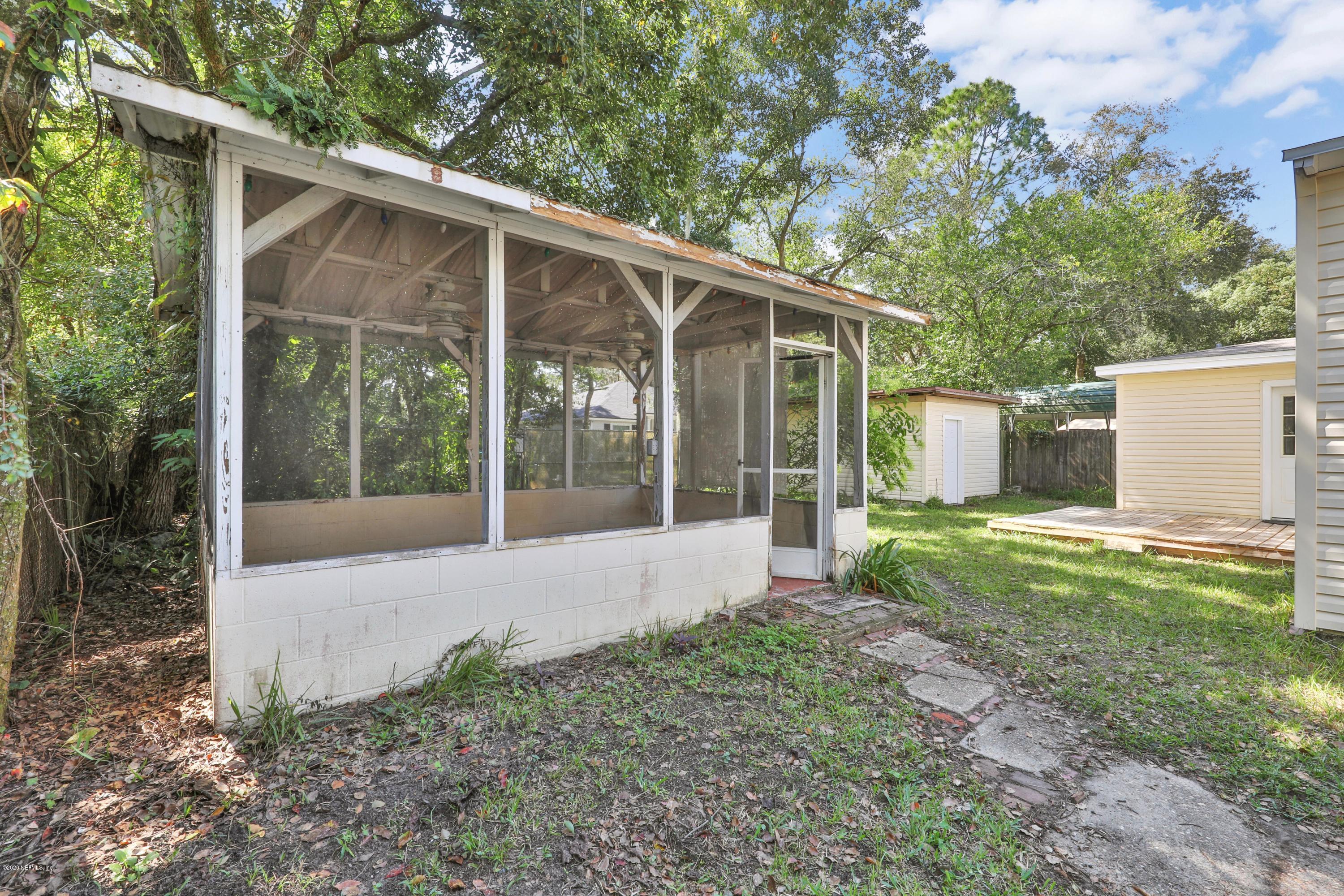 2424 Ridgewood Road Jacksonville, FL 32207 - Photo 29 of 33 1R4A6439