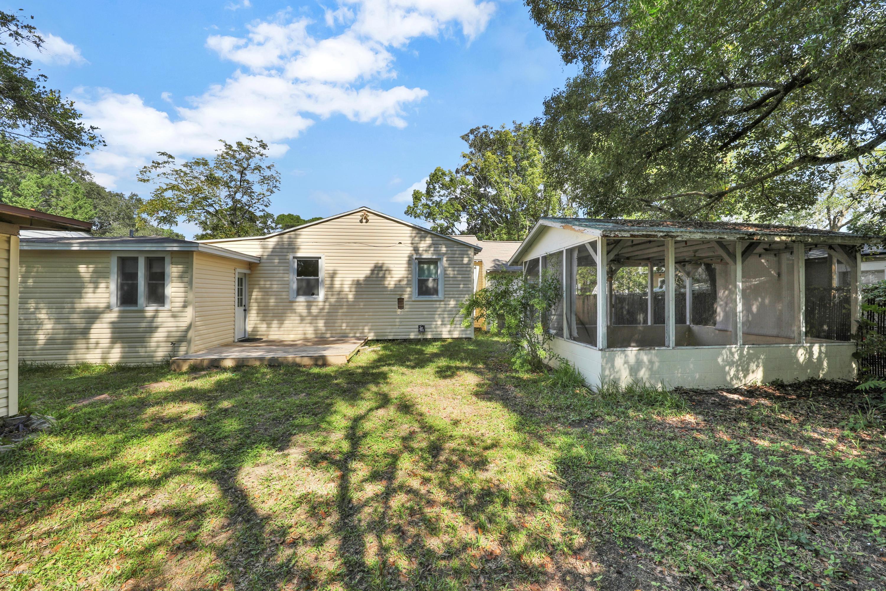 2424 Ridgewood Road Jacksonville, FL 32207 - Photo 31 of 33 1R4A6442