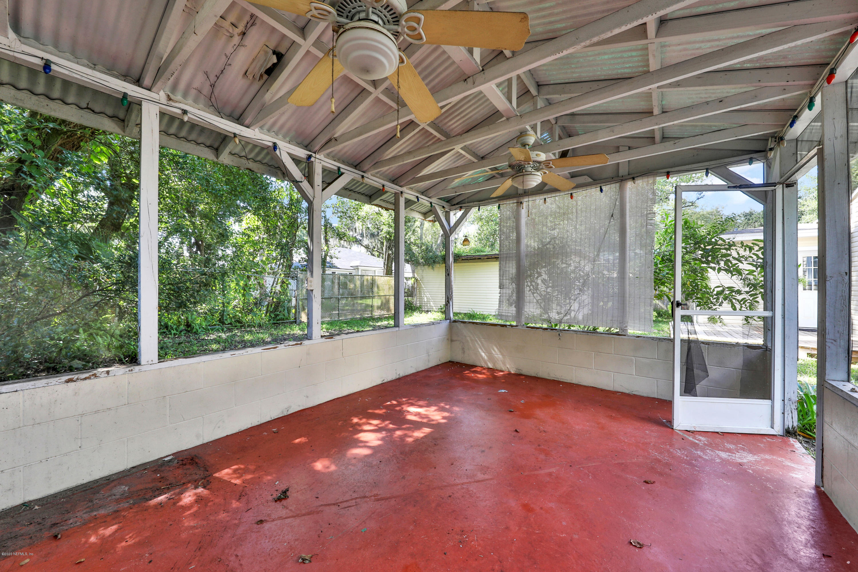 2424 Ridgewood Road Jacksonville, FL 32207 - Photo 33 of 33 1R4A6444