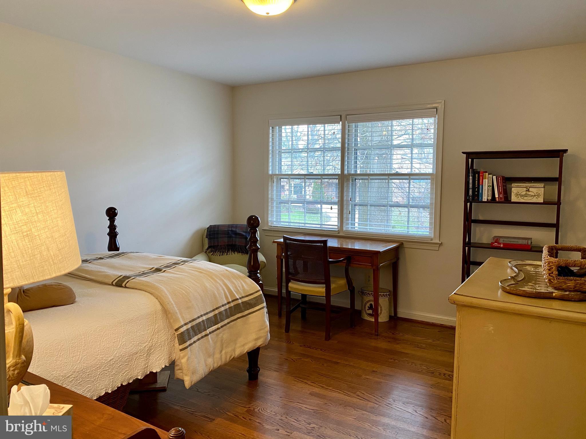 6313 Stoneham Lane McLean, VA 22101 - Photo 14 of 19 Bedroom 3