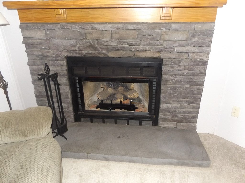 2100 Marian Road Dugspur, VA 24325 - Photo 6 of 41 Gallery Image 6
