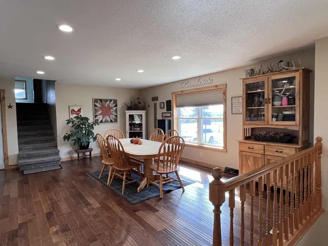 $499,000 | S4354 Curti Road, Genoa, WI 54632