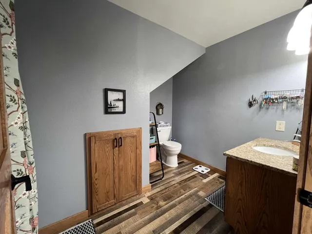 $499,000 | S4354 Curti Road, Genoa, WI 54632