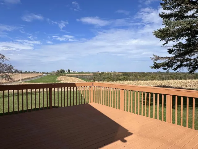 $499,000 | S4354 Curti Road, Genoa, WI 54632