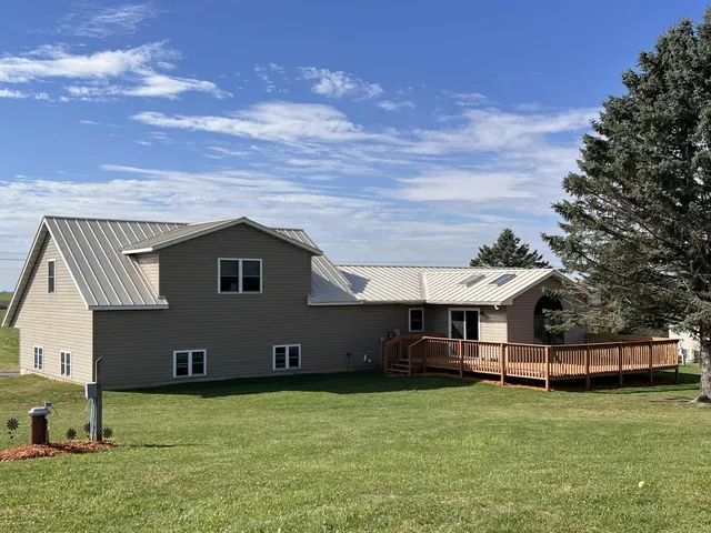 $499,000 | S4354 Curti Road, Genoa, WI 54632