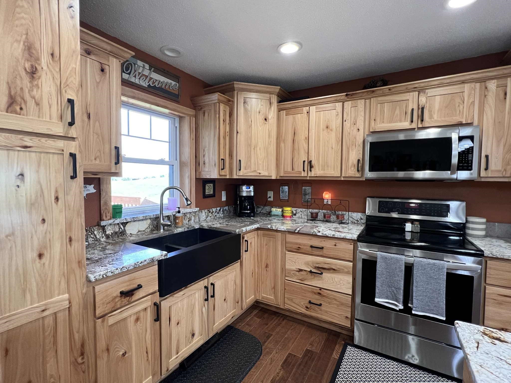 S4354 Curti Road Genoa, WI 54632 - Photo 8 of 42