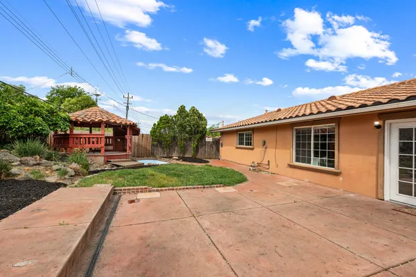 $399,000 | 3932 Galbrath Drive, North Highlands, CA 95660