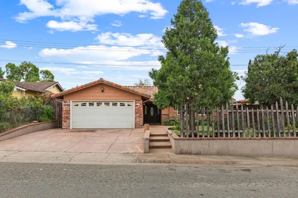 $399,000 | 3932 Galbrath Drive, North Highlands, CA 95660