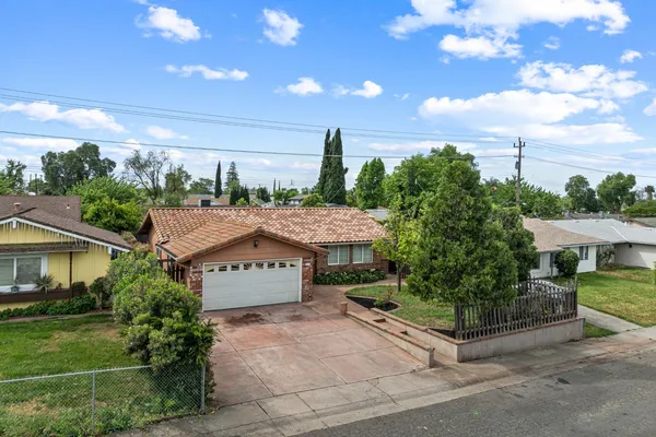 $399,000 | 3932 Galbrath Drive, North Highlands, CA 95660