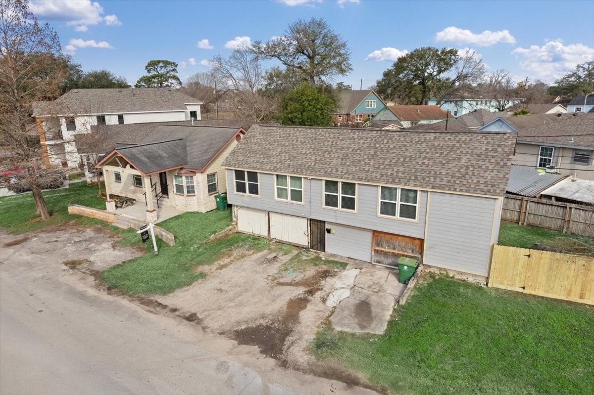 front view of house with a yard