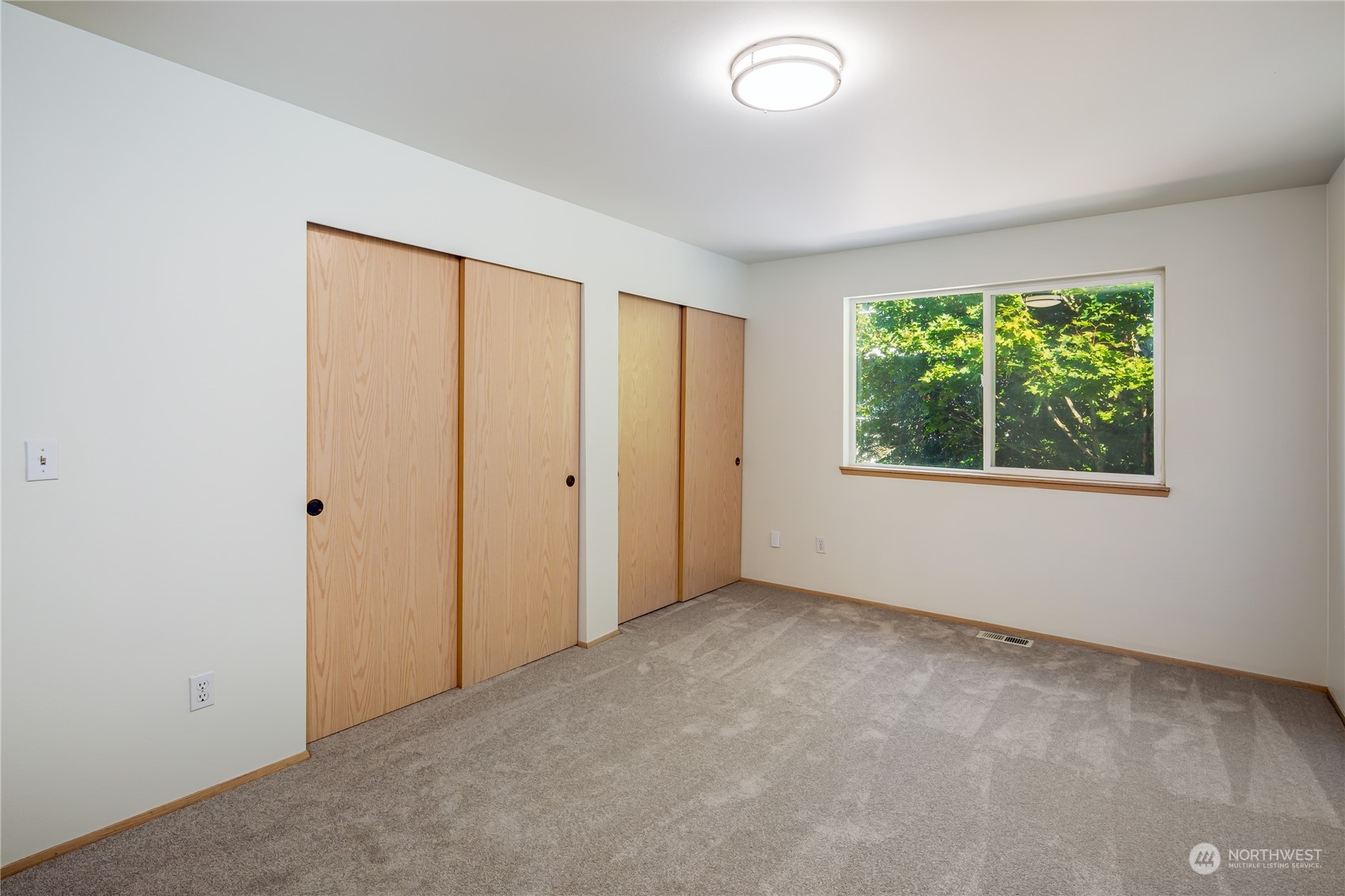 4118 25th Avenue Southwest Seattle, WA 98106 - Photo 6 of 15