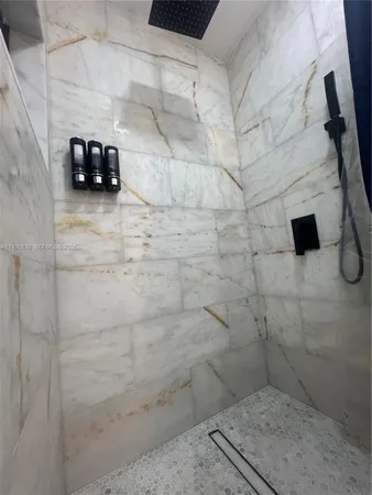 $1,595 | 2723 Southwest 13th Street, Unit STUDIO, Miami, FL 33135