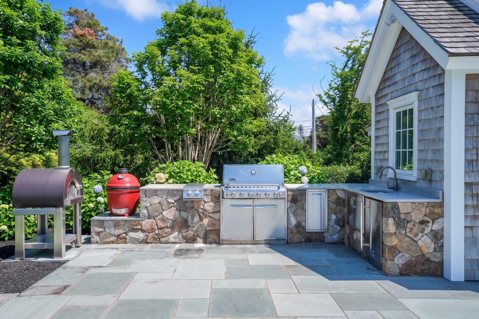 2 Noras Lane Edgartown, MA 02539 - Photo 9 of 46