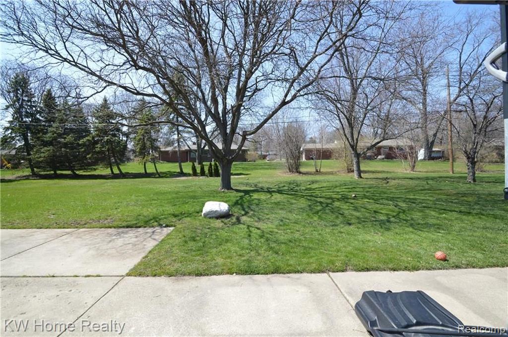 28163 Peppermill Road Farmington Hills, MI 48331 - Photo 30 of 31