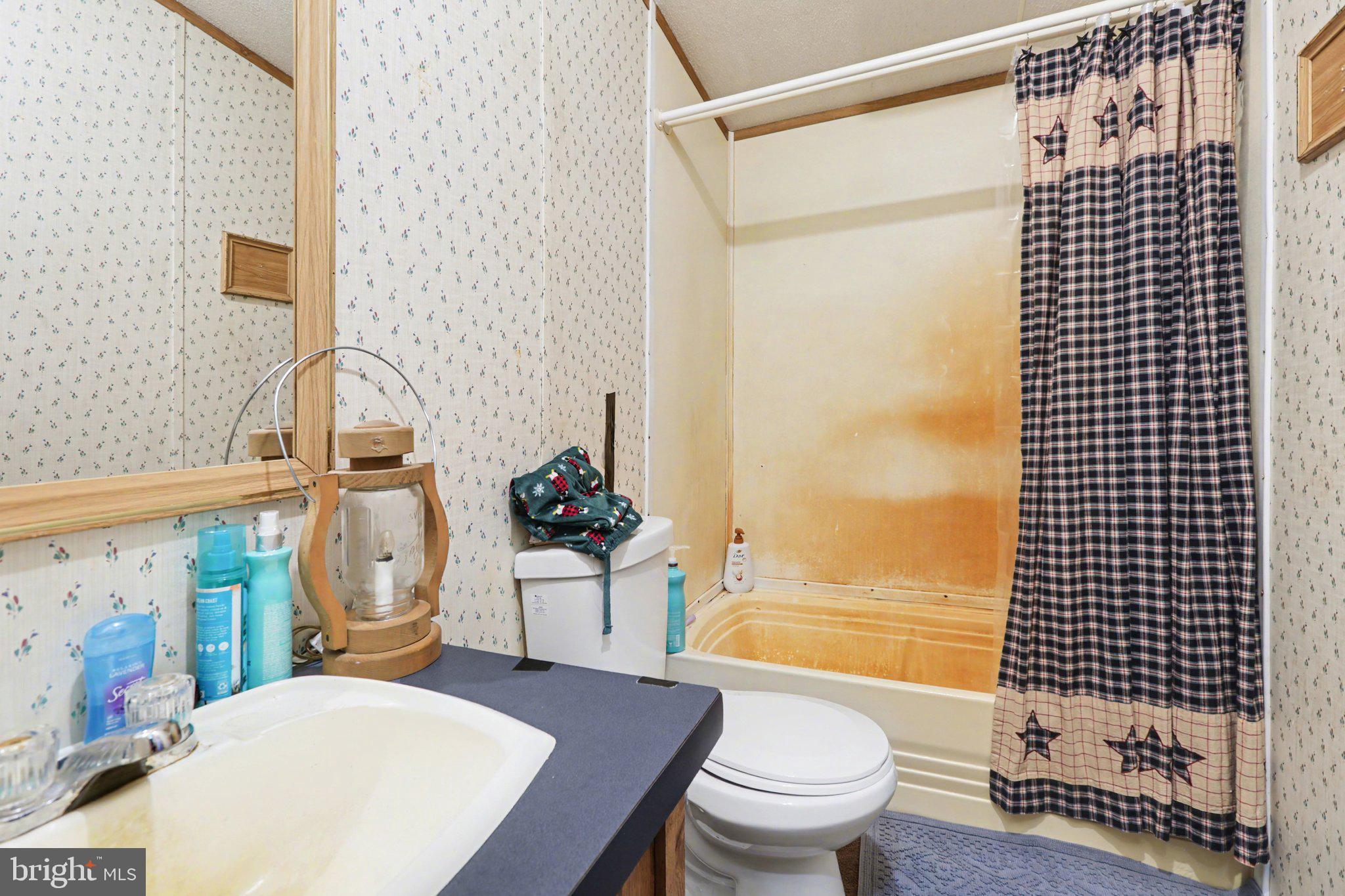 5600 Middle Ridge Road Newport, PA 17074 - Photo 25 of 56 Charming vintage bathroom retreat.