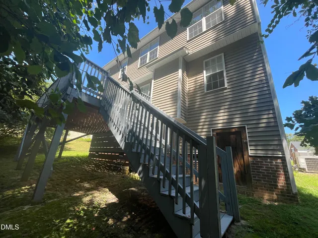 $1,985 | 112 Taylors Creek Court, Raleigh, NC 27610