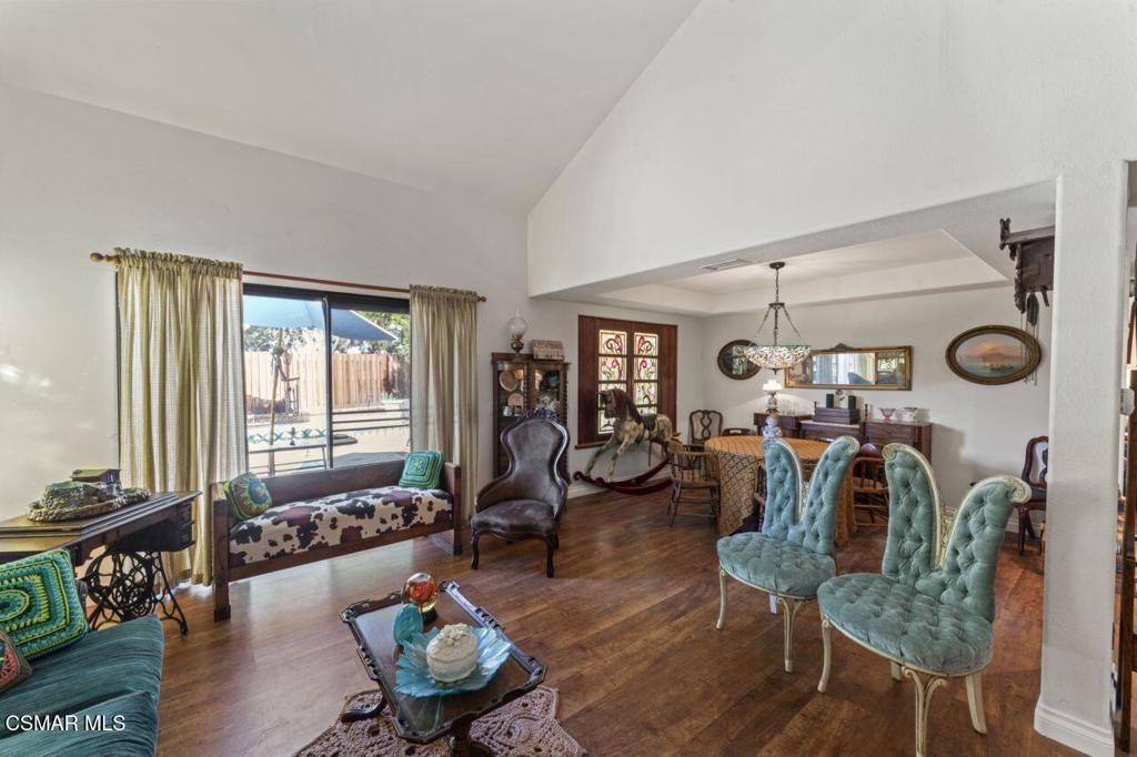 2461 Pinewood Place Simi Valley, CA 93065 - Photo 5 of 27