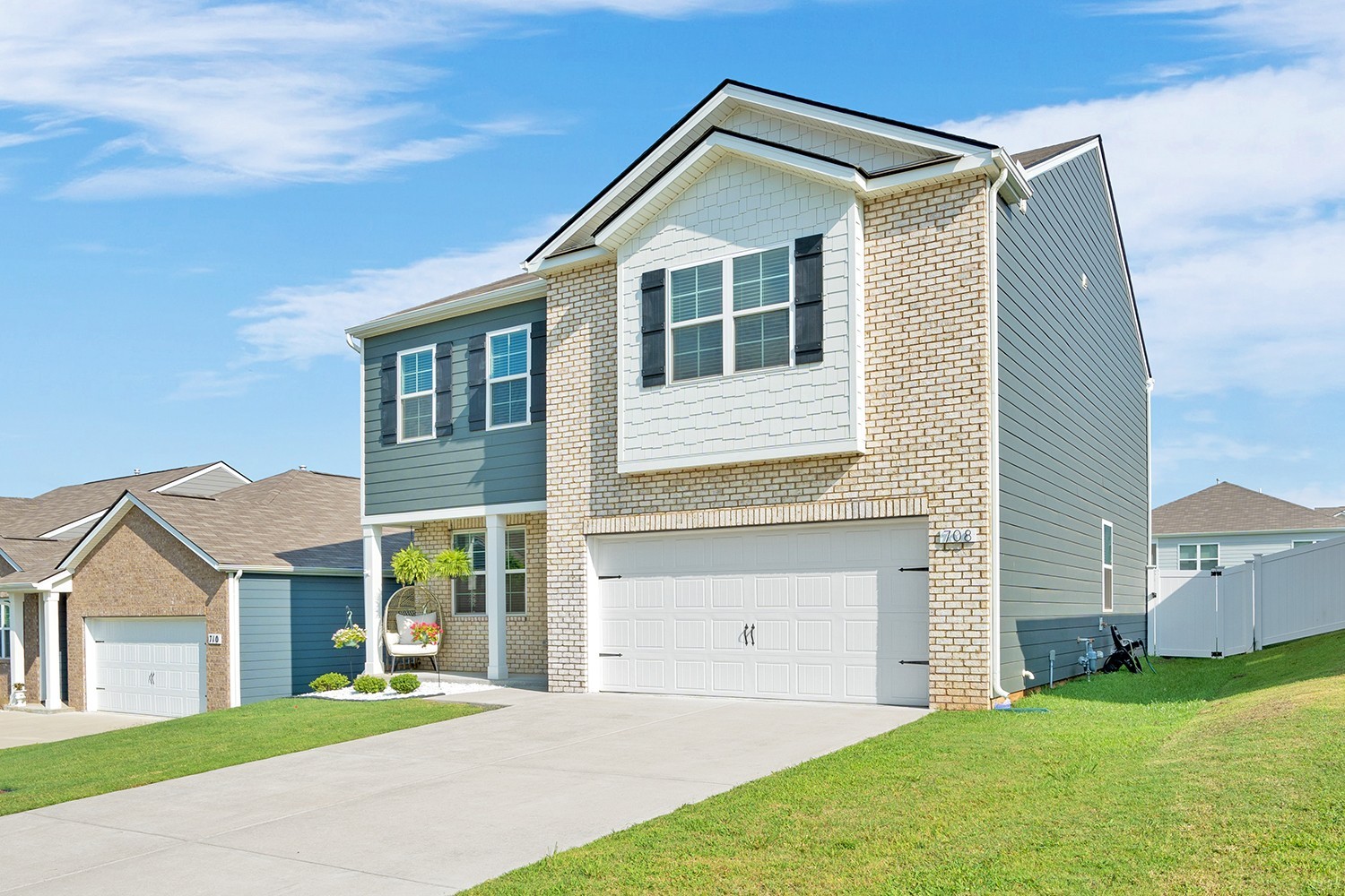 708 Pintail Pointe Lebanon, TN 37090 - Photo 4 of 41 a front view of a house with a yard and garage