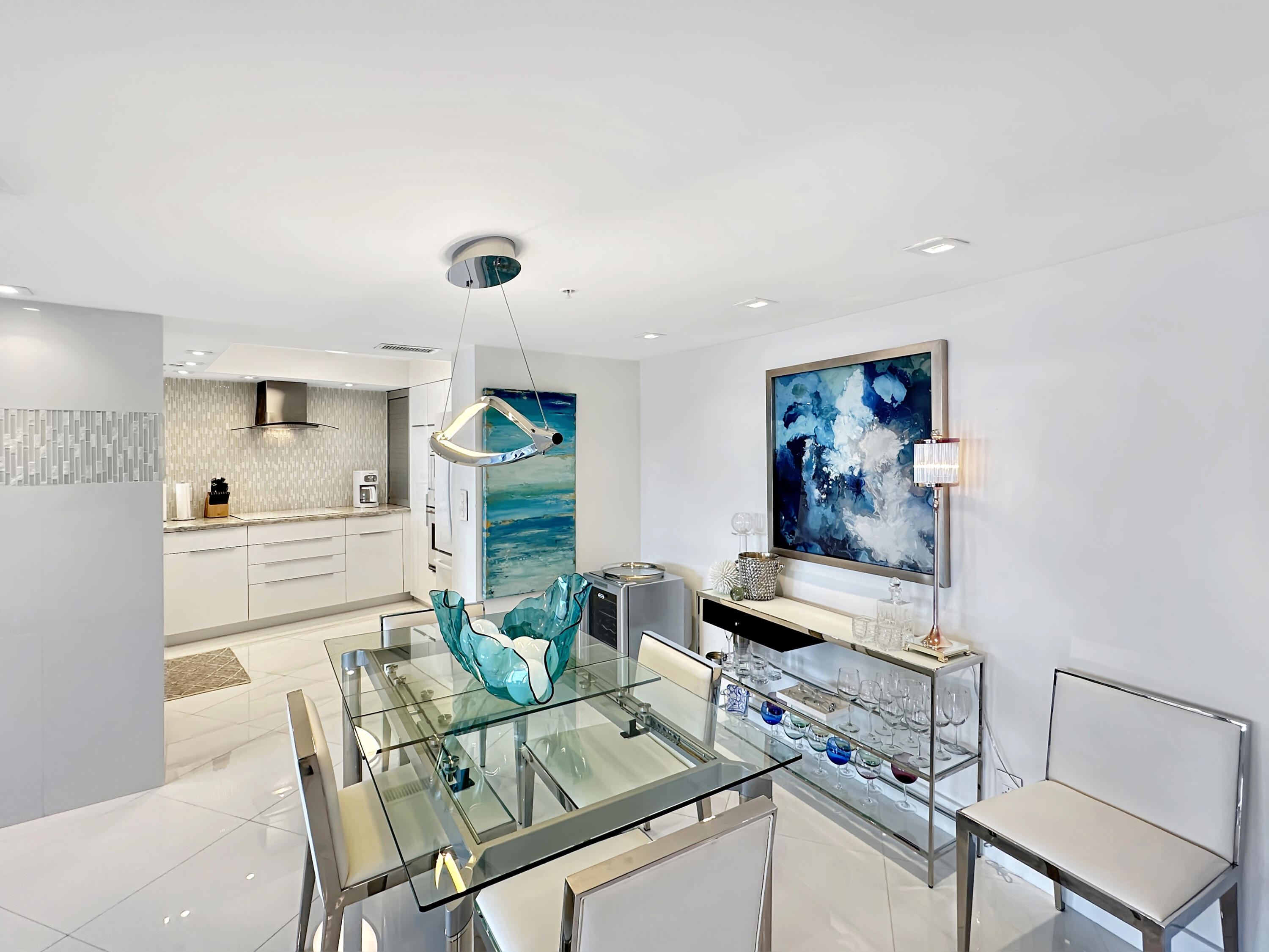 3000 North Ocean Drive, Unit 4D Singer Island, FL 33404 - Photo 11 of 58 Dining Area