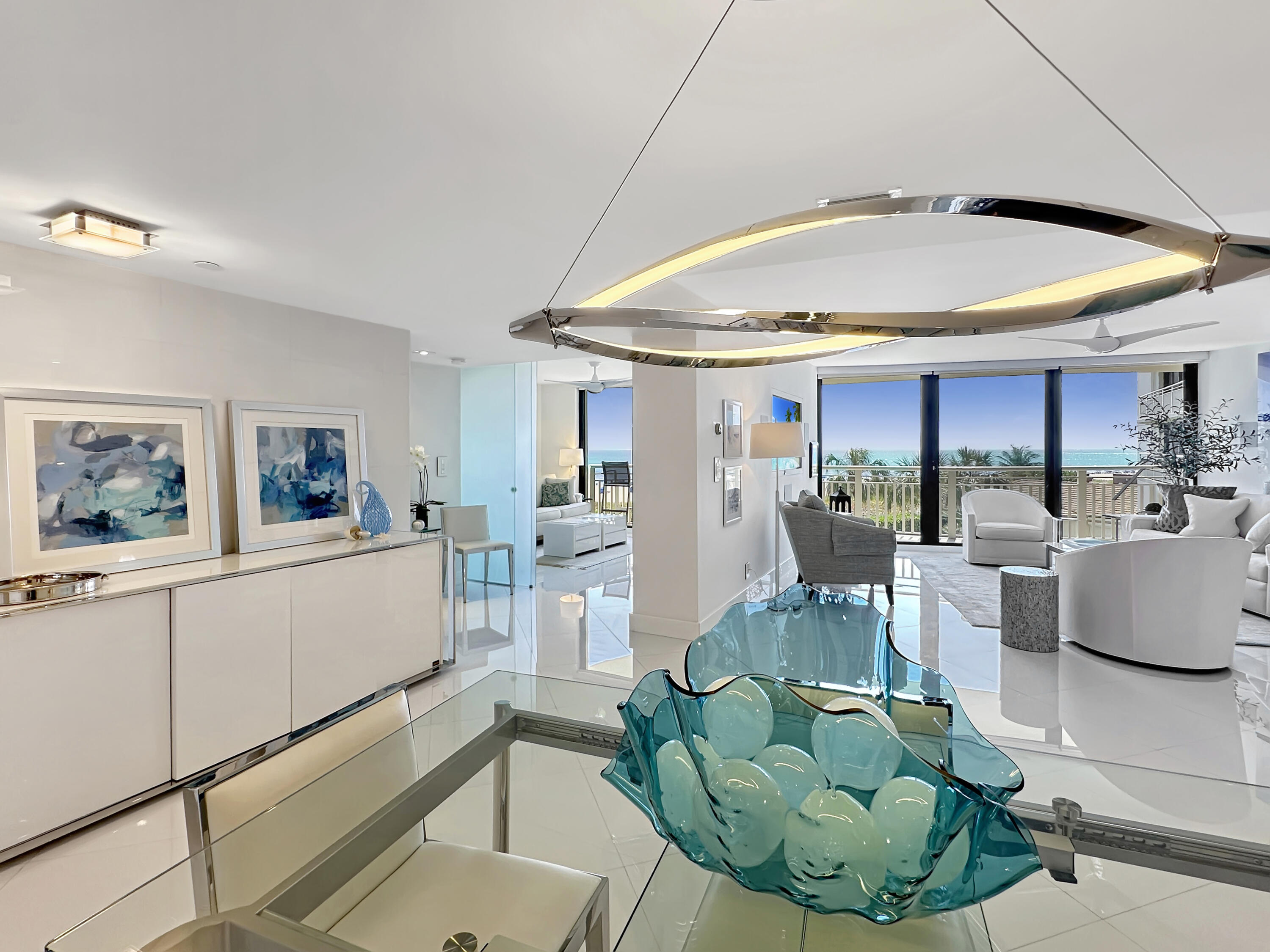 3000 North Ocean Drive, Unit 4D Singer Island, FL 33404 - Photo 14 of 58 Dining Area with Ocean Views & Light