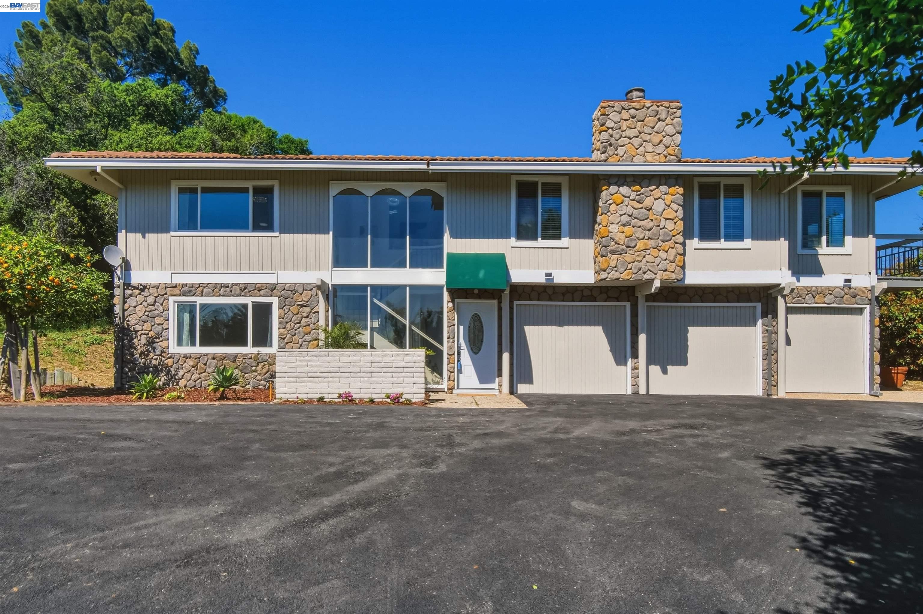 536 Golf Club Road Pleasant Hill, CA 94523 - Photo 1 of 55