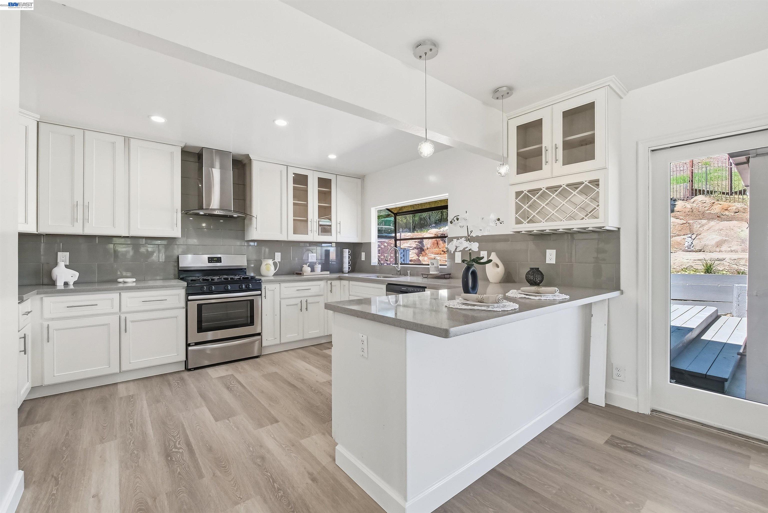 536 Golf Club Road Pleasant Hill, CA 94523 - Photo 35 of 55