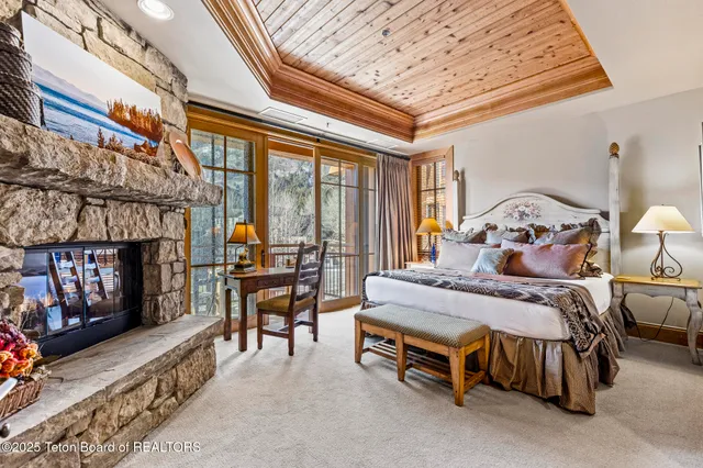 $6,599,000 | 3285 Village Drive, Unit 304, Teton Village, WY 83025