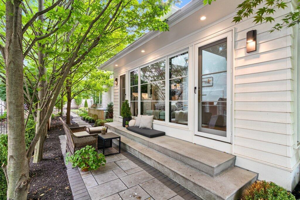 2274 Yorkshire Road Columbus, OH 43221 - Photo 53 of 59 2274 Yorkshire Road-31.jpg-SMALL
