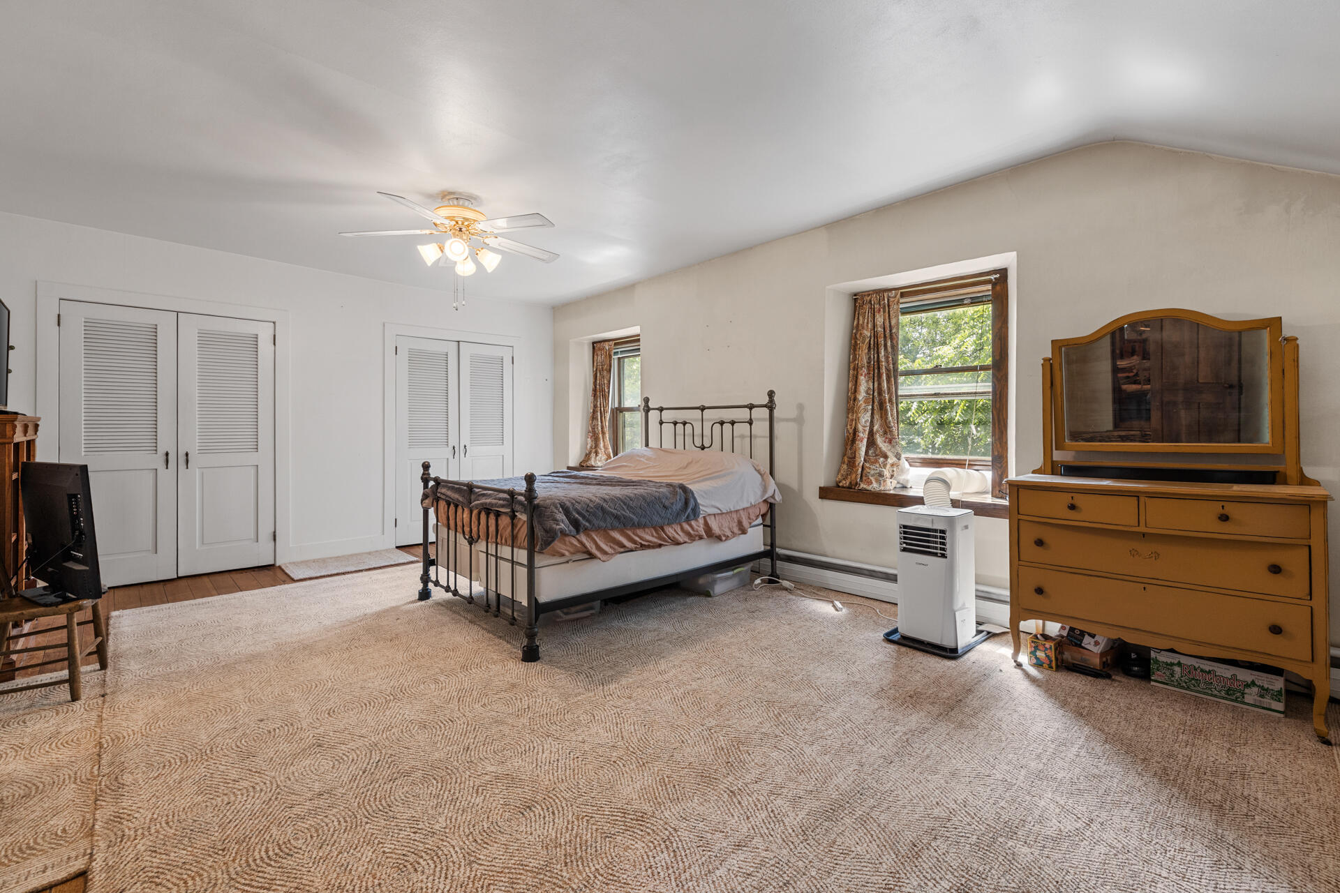 5134 Highway 175 Addison, WI 53027 - Photo 16 of 37 Primary Bedroom