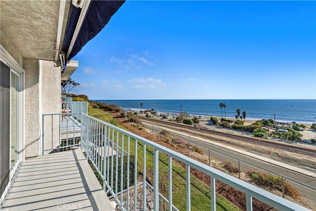 $1,875,000 | 25872 Dana Bluff West, Unit 39, Dana Point, CA 92624