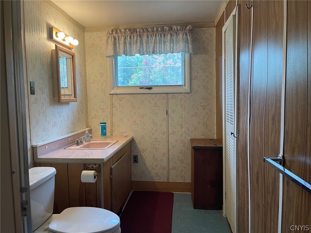 2509 Main Street Vienna, NY 13308 - Photo 24 of 28 2nd floor 3/4 bath