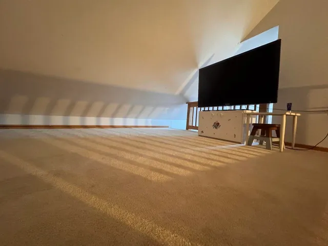 $1,600 | 12 Lake Drive, Chesterfield, NH 03462