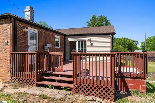 $446,000 | 3 Hibourne Court, Greenville, SC 29615