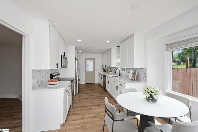 $446,000 | 3 Hibourne Court, Greenville, SC 29615