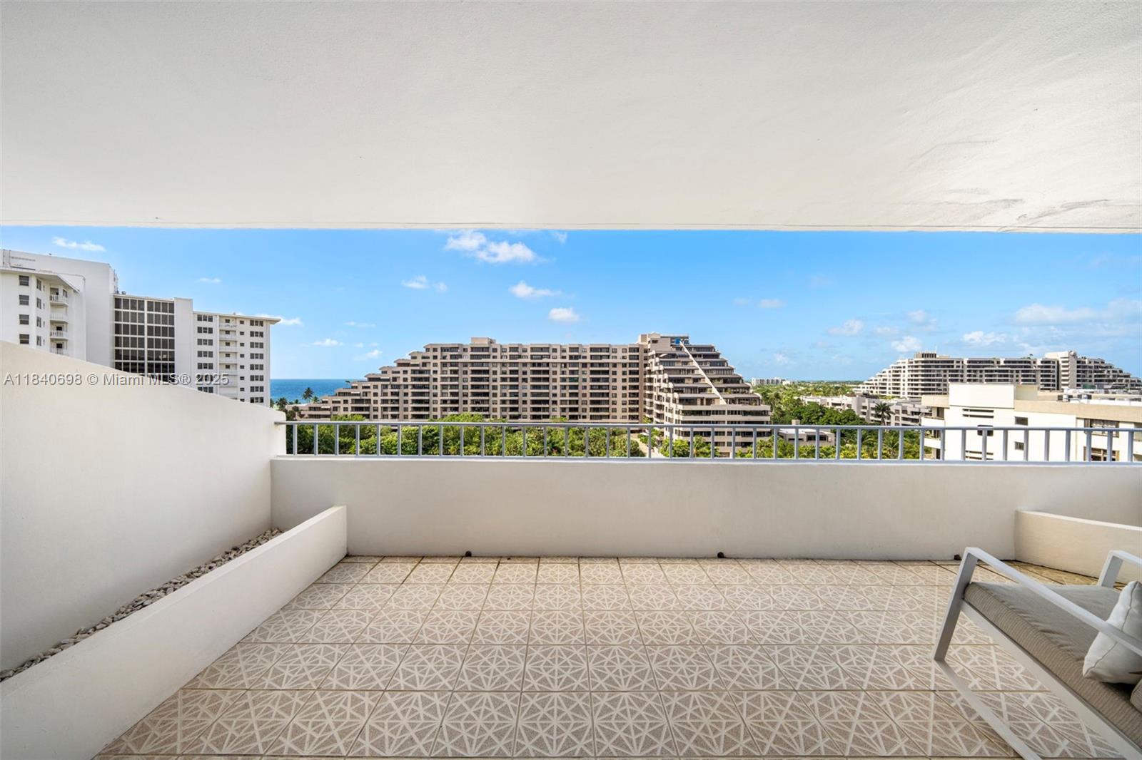 199 Ocean Ln Drive, Unit 1015 Key Biscayne, FL 33149 - Photo 11 of 27