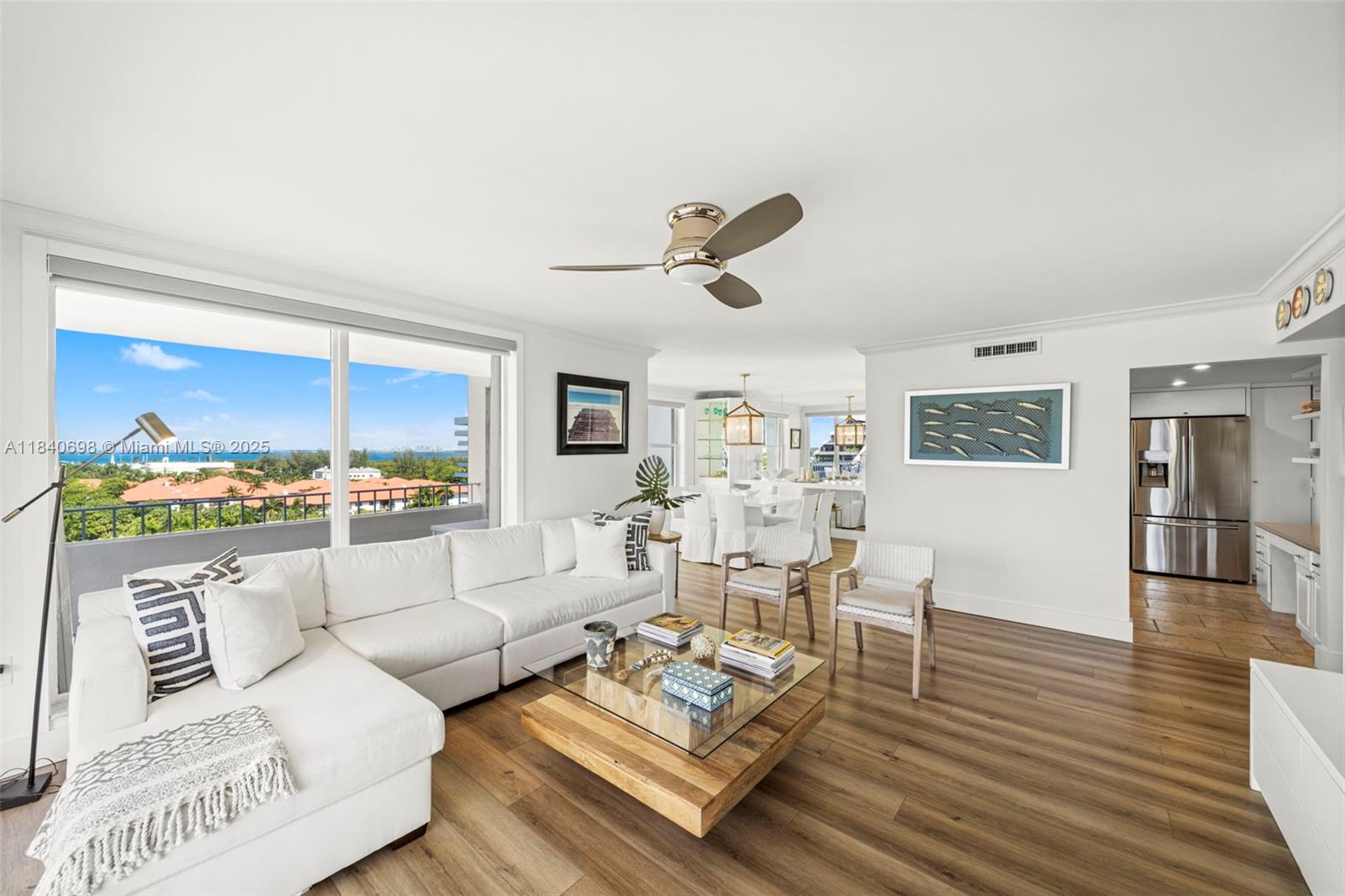 199 Ocean Ln Drive, Unit 1015 Key Biscayne, FL 33149 - Photo 3 of 27